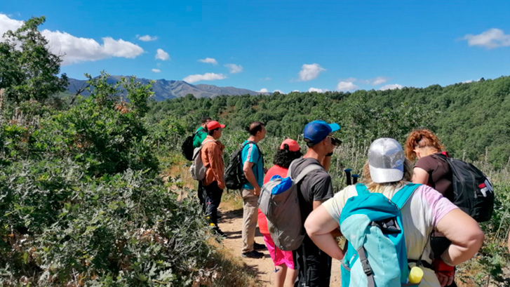 En este momento estás viendo Caminando sin Prisa”, el Club de Montaña de la Fundación Buen Samaritano, finaliza su andadura del 2022