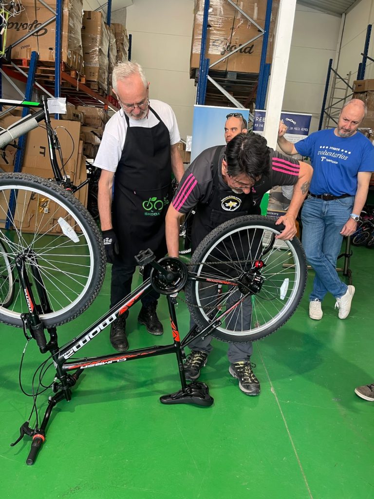 bicis-para-la-vida-fundacion-buen-samaritano-5