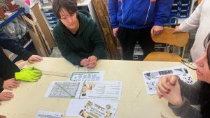 Lee más sobre el artículo Taller comunitario de planificación de huerto y semilleros en el CRL de Villaverde