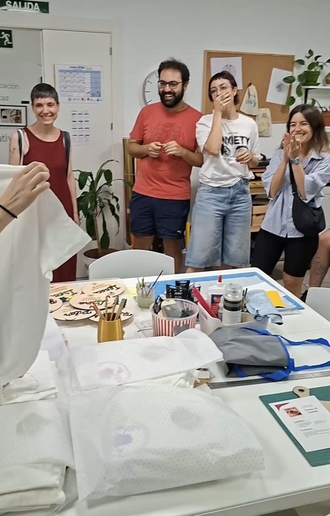 Entrega camisetas Club Lectura 1